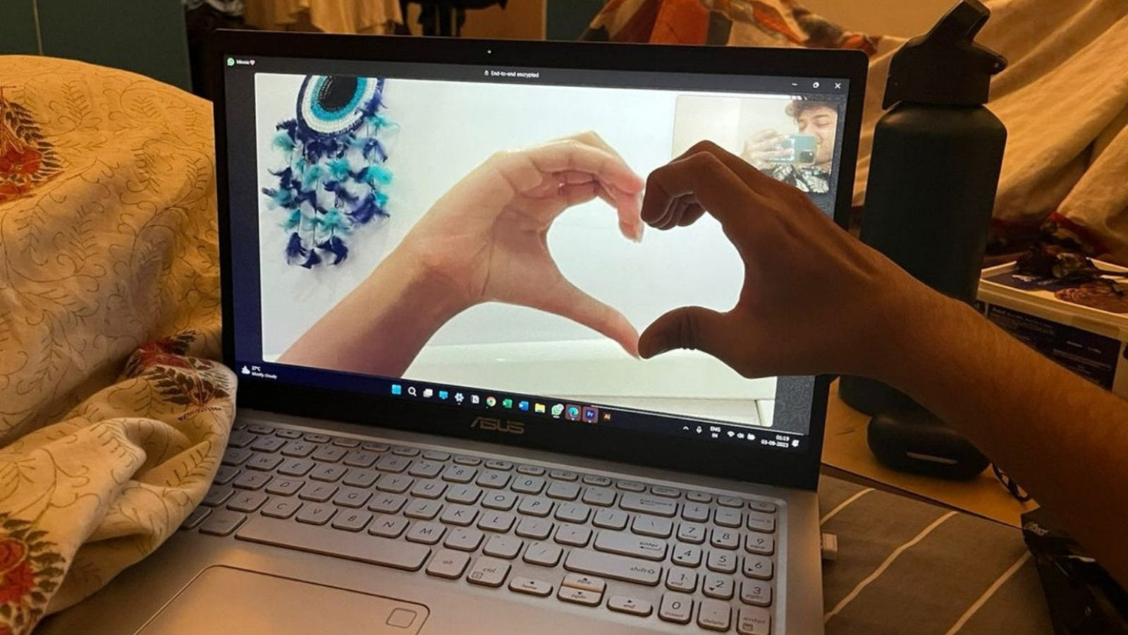 How to Use App-Controlled Toys in A Long-Distance Relationship